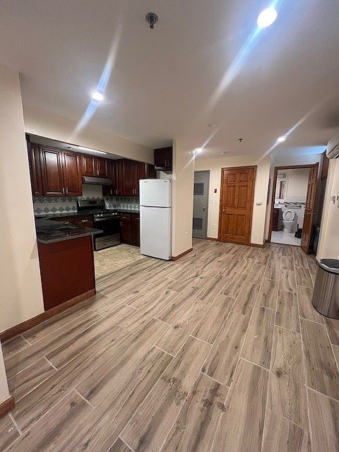 2nd image of 1658 Sterling Pl APT 1R