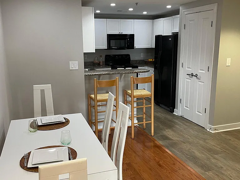 777 7th St NW #626 — Photo 22