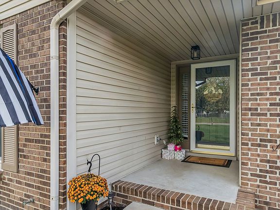 2nd image of 2679 Keyland Dr