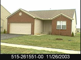 486 Dover Pond Dr, Blacklick, OH