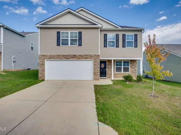 1221 Stamp Lodge Rd, Kingsport, TN 37660