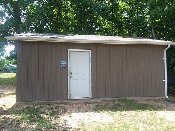 3rd image of 1247 Lawrenceburg Hwy