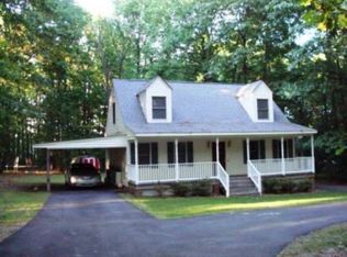 13705 Ramblewood Dr, Chester, VA 23836