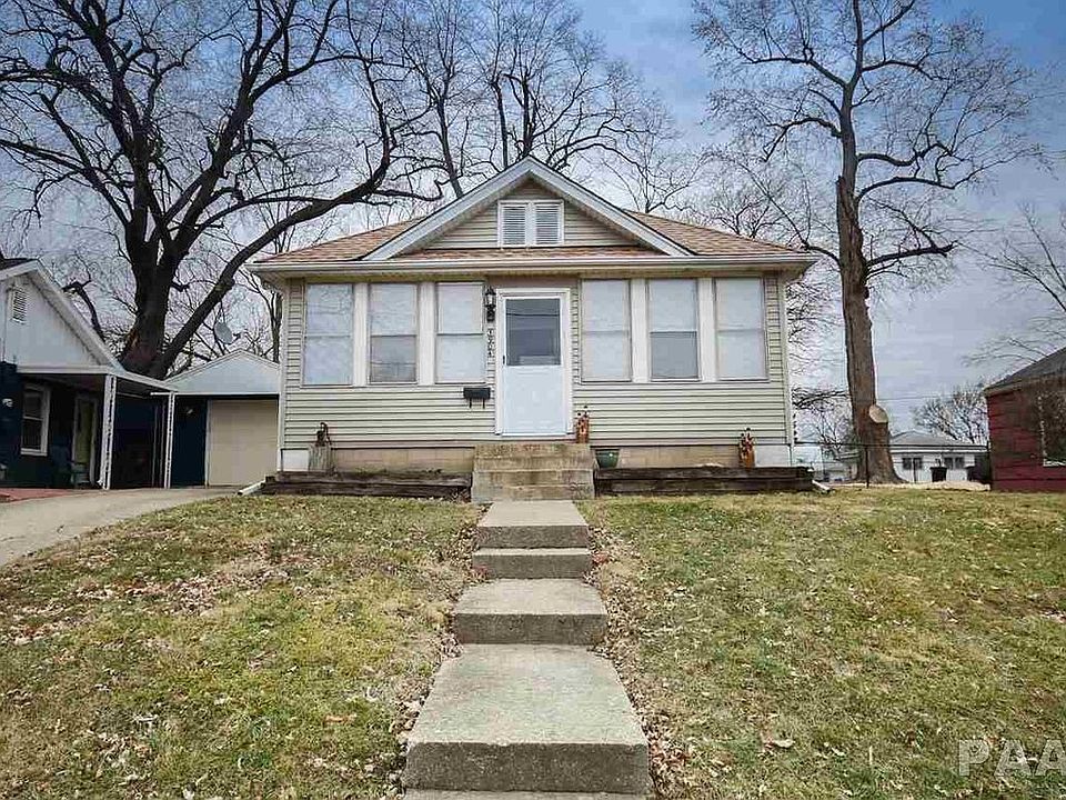 1st image of 3904 N Ashton Ave