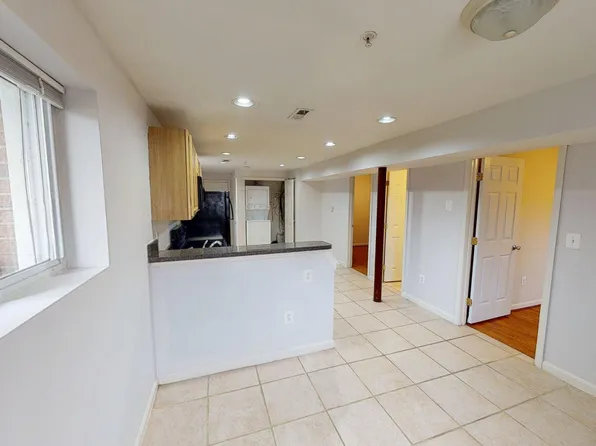 732 Park Rd NW APT B-4, Washington, DC 20010