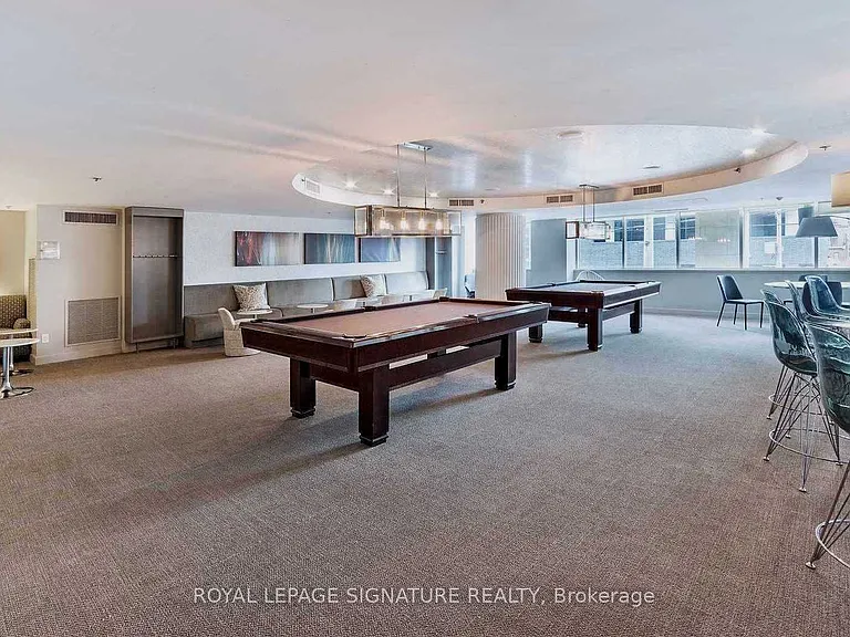 323 Richmond St E #412 — Photo 40