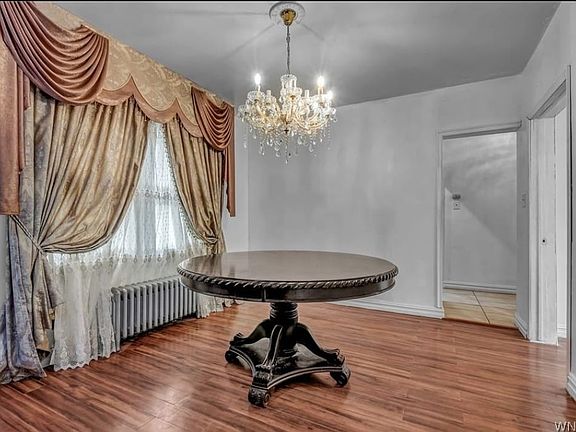 2nd image of 185 Crocker St #1