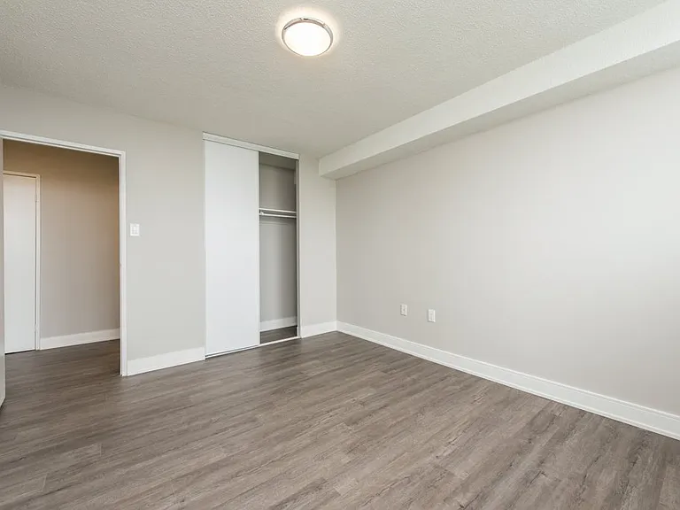 220 Steeles Ave W #A — Photo 21