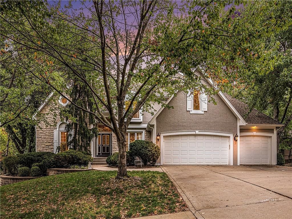 5415 Summit Ct, Shawnee, KS 66216 Zillow