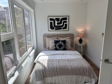 5th image of 2814 E 31st Ave #A