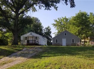 808 E Pacific Ave, Independence, MO 64050