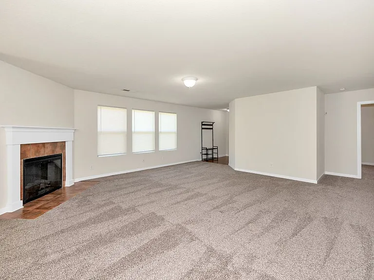 15385 Mill Valley Dr — Photo 4