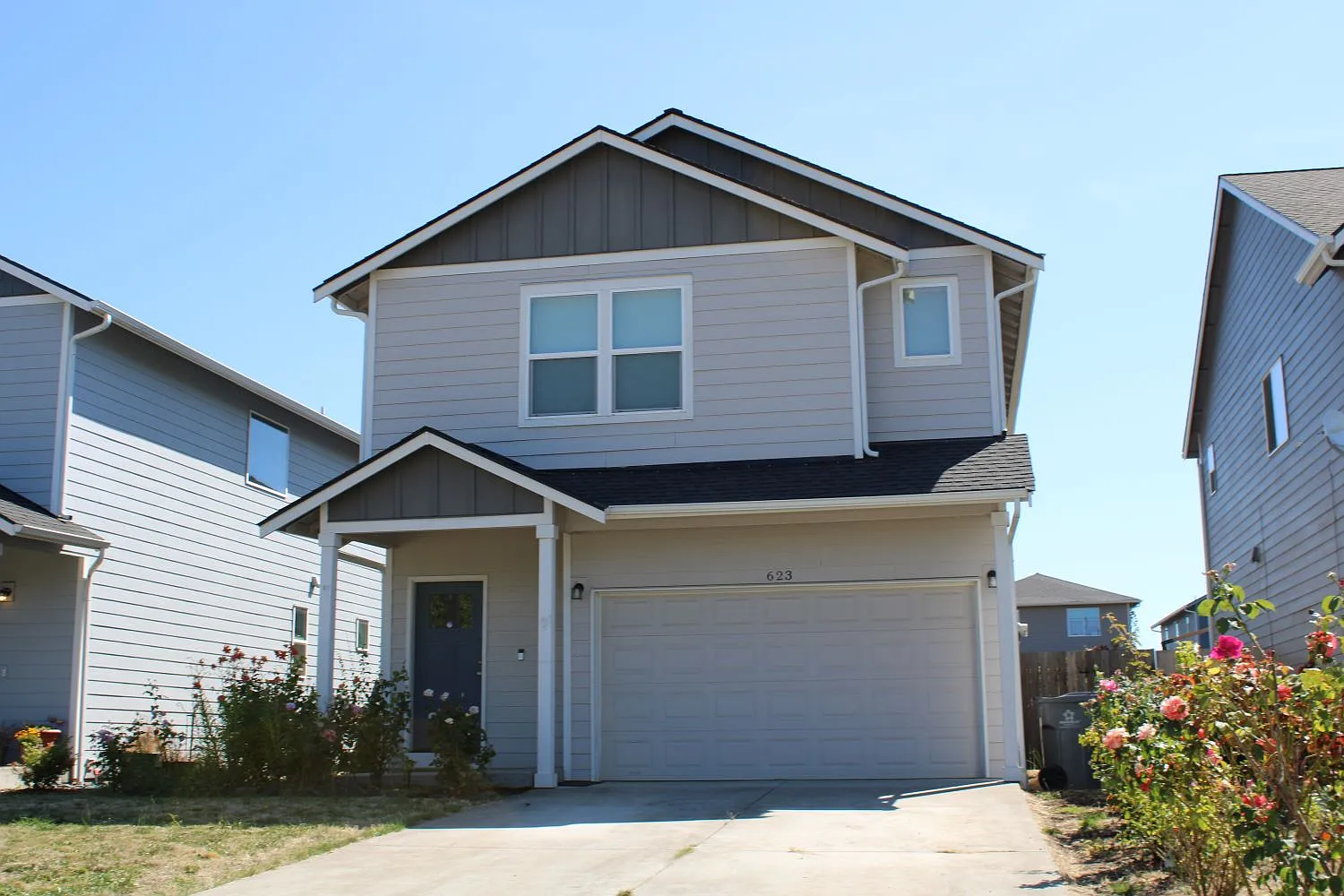 4 bed, 2.5 bath, 1898 sqft, $2,650 — Photo 1