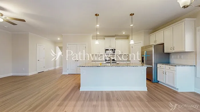 153 Susannah St — Photo 9