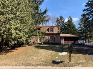 1197 Kenilworth Dr, Woodbury, MN 55125