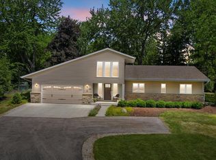 8414 W Poplar Dr, Mequon, WI 53097