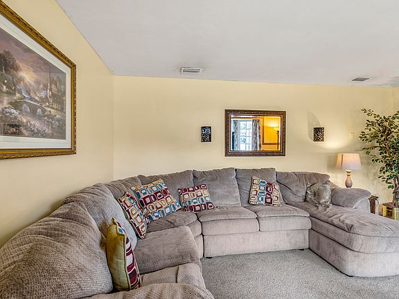 5th image of 1006 Park Forest Ln