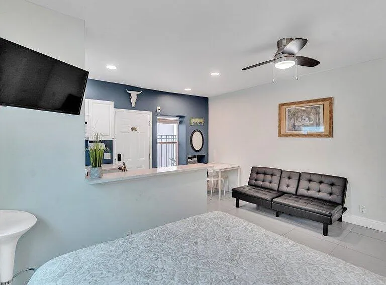 324 Indiana St #3 — Photo 20