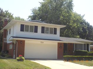 720 W Fitzhenry Ct, Glenwood, IL