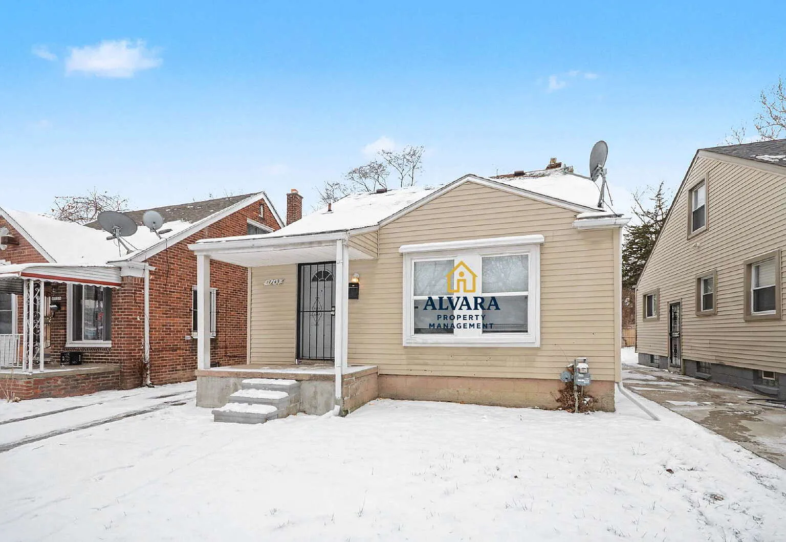 3 bed, 1.0 bath, 846 sqft, $1,300 — Photo 1