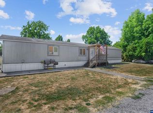 9235 Gaston St, Sheridan, OR 97378