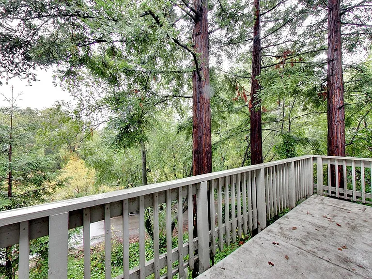 Riverwood Apartments — Photo 98