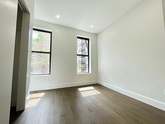 4th image of 440 10th Ave APT 4RN