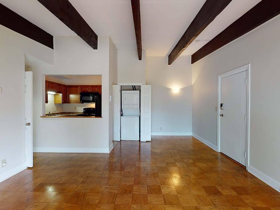 1st image of 250 Buckminster Dr APT 205