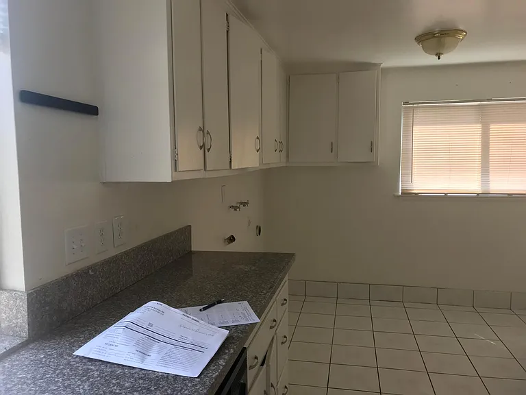 21313 Fountain Springs Rd — Photo 24