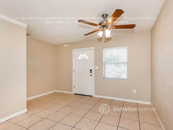 3rd image of 1713 Roslyn Ave