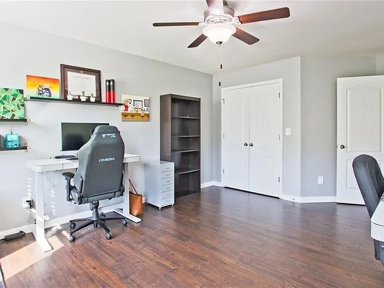 112 Davina Dr — Photo 25