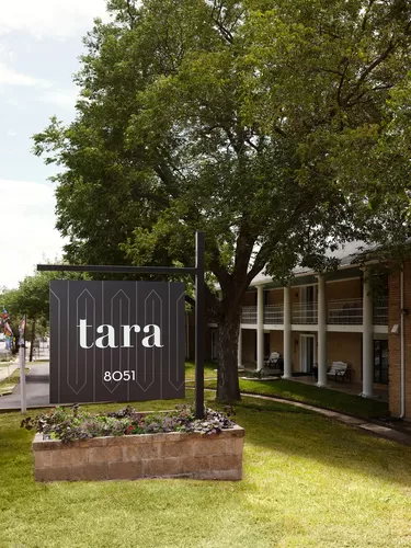 Tara Apartments Photo 1