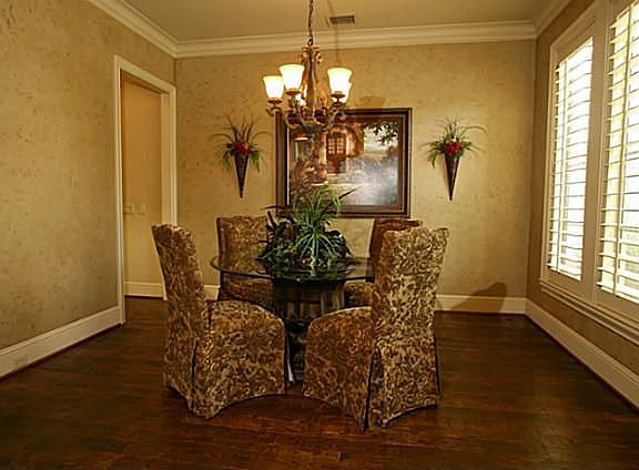 4th image of 7003 Westchester Ct