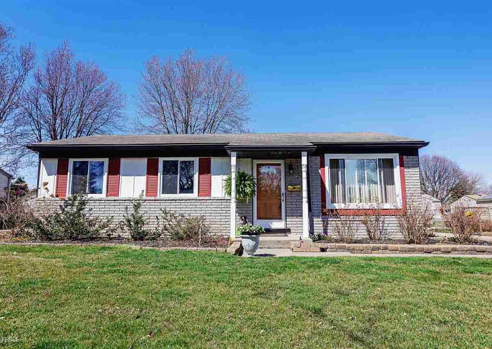 1st image of 12337 Kenilworth Dr