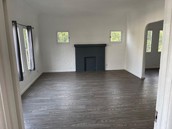 4th image of 1500 S Wooster St #1-2-4