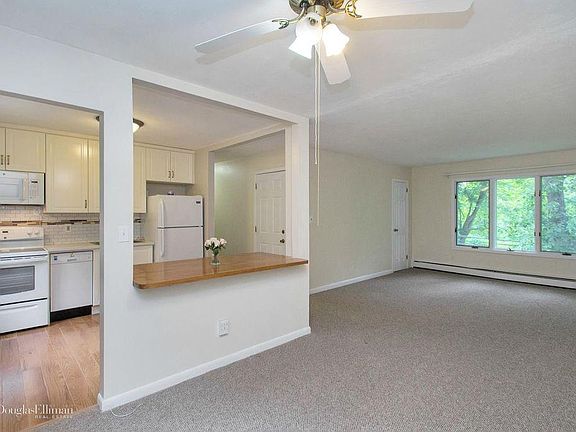 2nd image of 33 Warner Ln #B