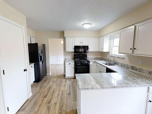 5th image of 6 E Kim Ct