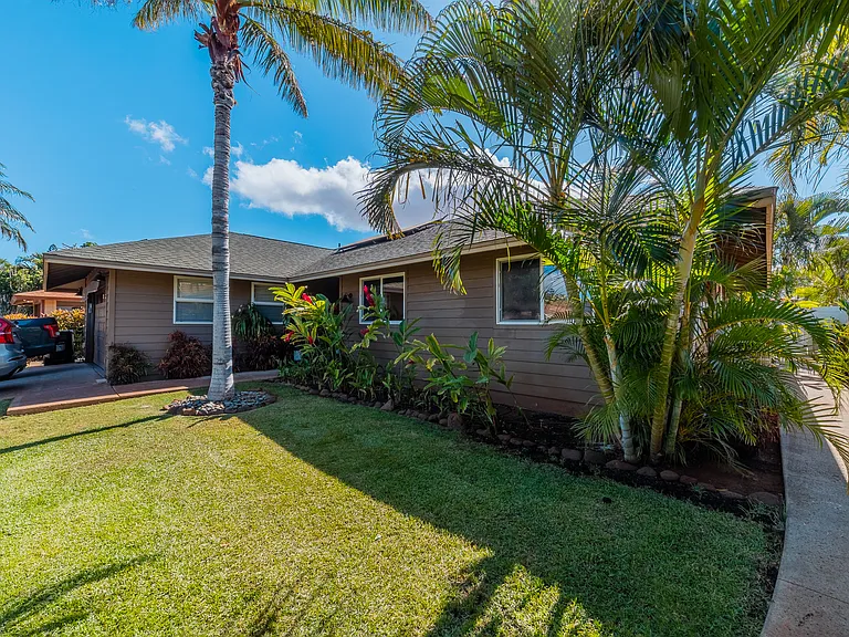 309 Wainohia St — Photo 2