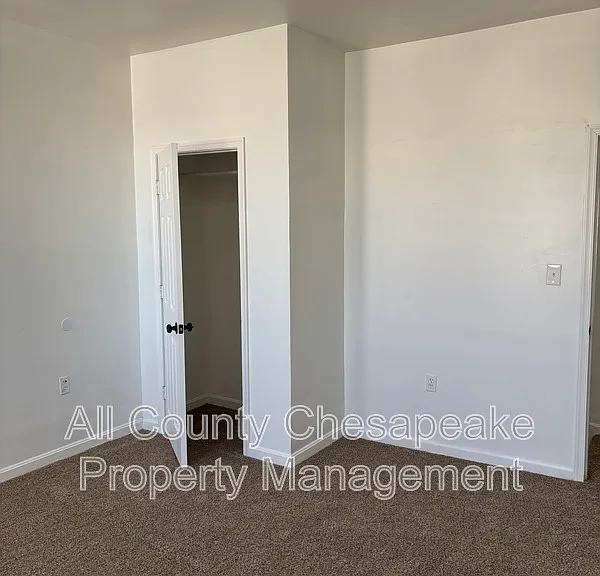 2023 W Lanvale St — Photo 10