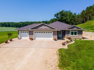 26369 Cherokee Rd, Saint Charles, MN 55972