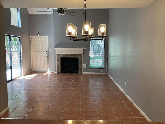 4th image of 16630 Holly Trail Dr Unit 2
