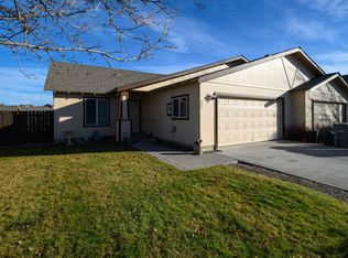 837 SE Kierra Pl, Madras, OR 97741