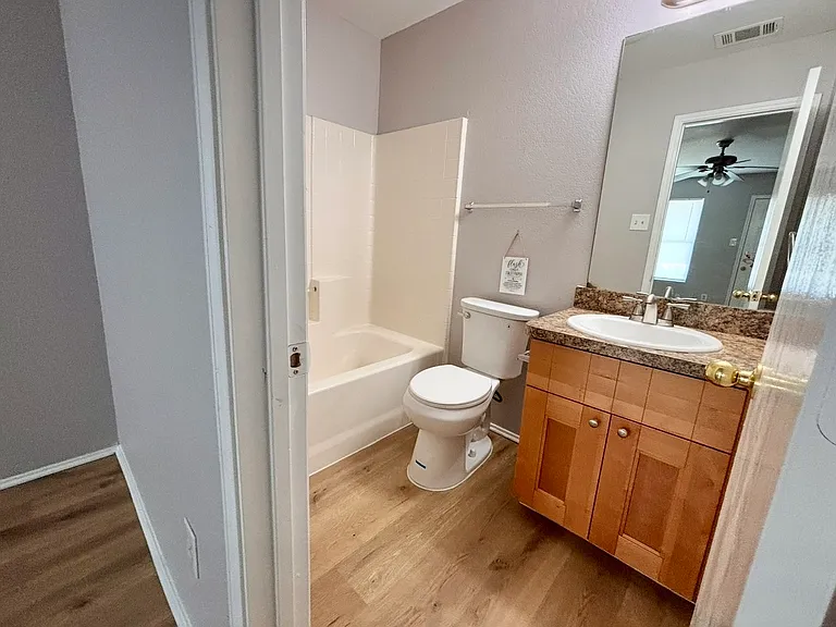 8042 Doreen Ave #2 — Photo 10