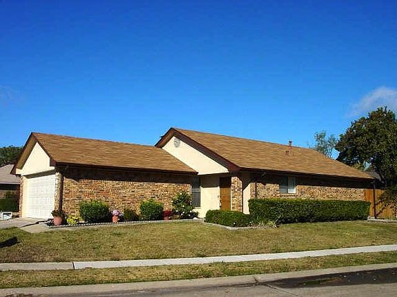 2nd image of 2025 Chalfont Dr