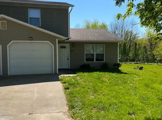 632 W Country Squire Ct, Columbia, MO 65202