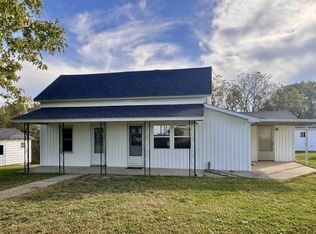 1178 Hart Rd, Macomb, MO 65702