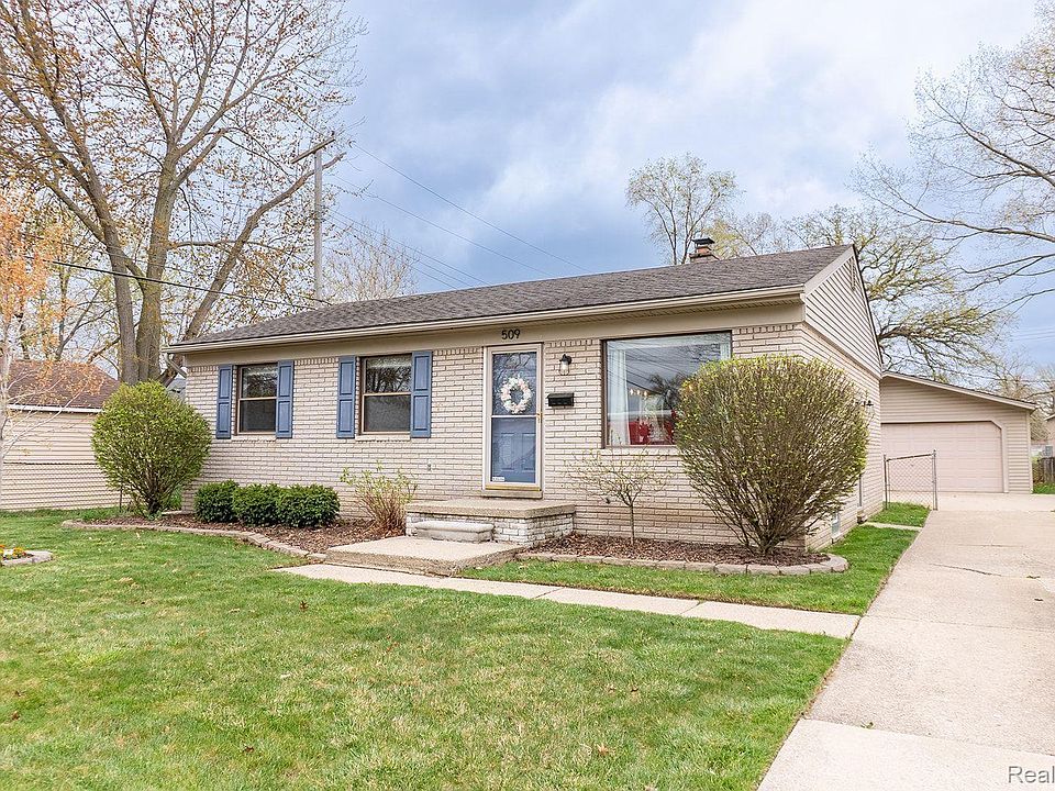 1st image of 509 W Parker Ave