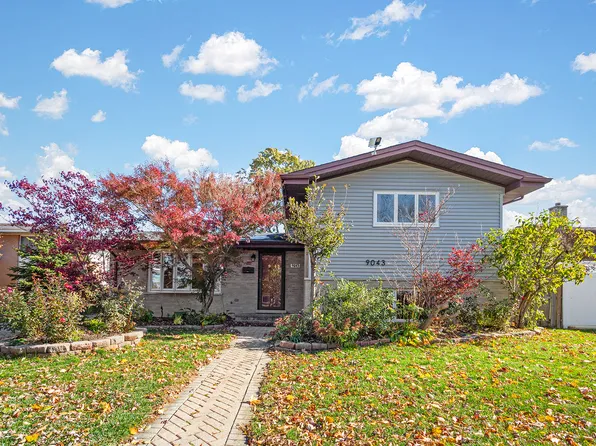 9043 Oriole Ave, Morton Grove, IL 60053