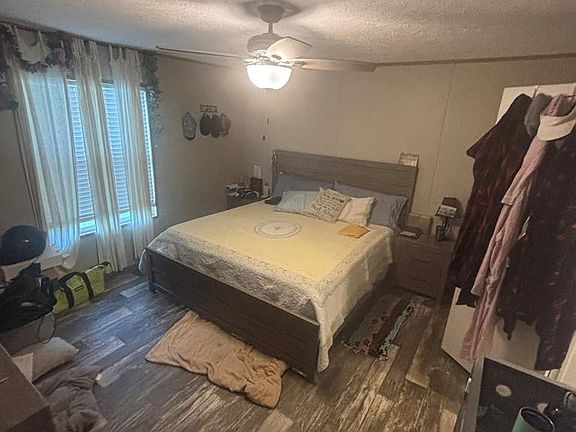 4th image of 13 N Ridge Ln