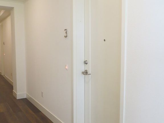 4th image of 195 Cabrillo Hwy N #3